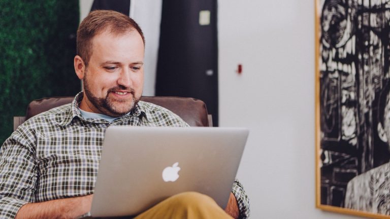 jud mackrill qnt9iigV444 unsplash